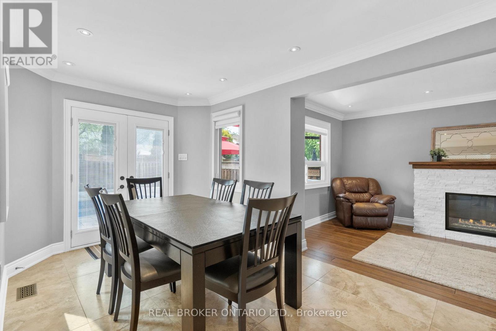 11 Fountainbridge Drive, Caledon, Ontario  L7E 1P6 - Photo 15 - W12833744