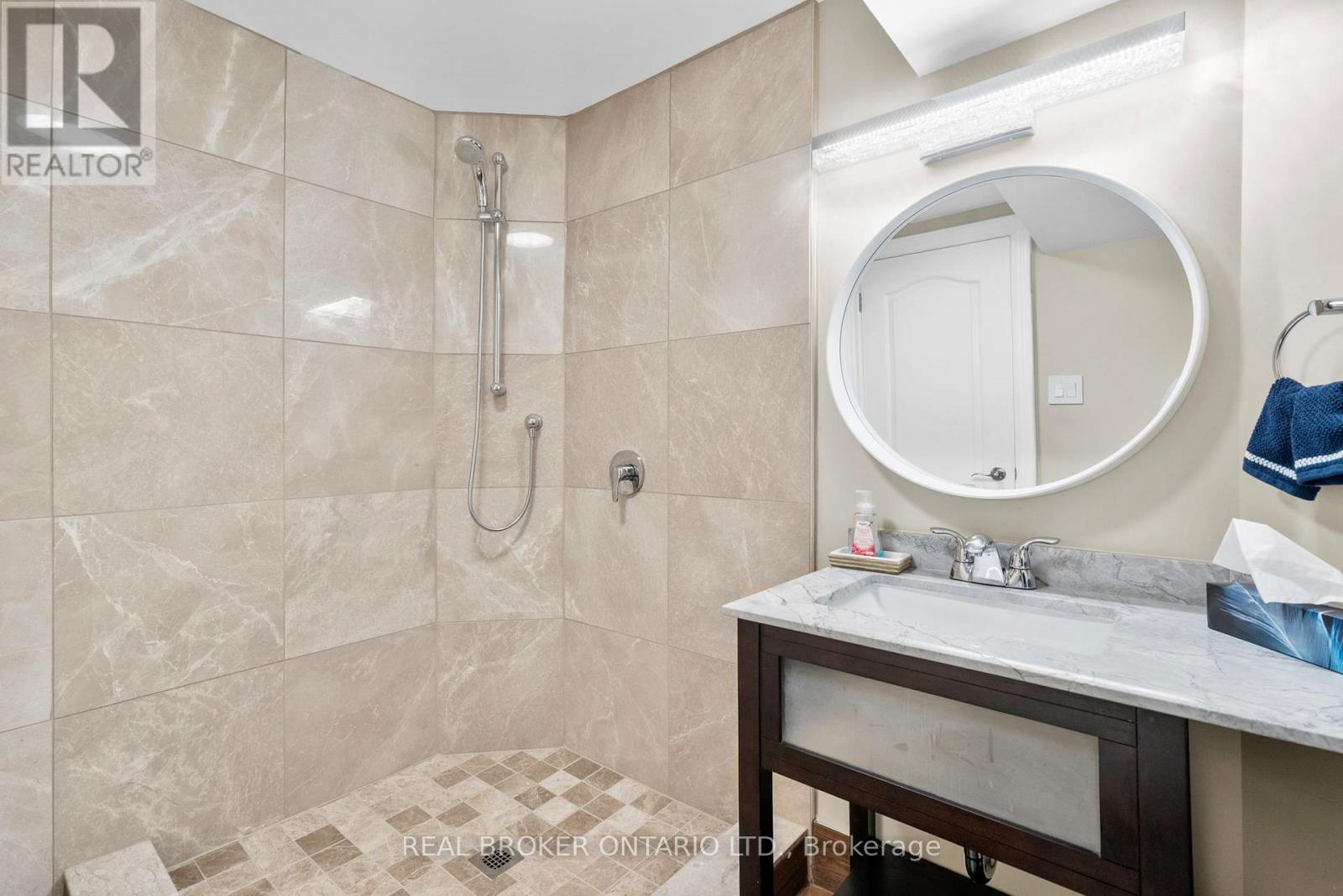 11 Fountainbridge Drive, Caledon, Ontario  L7E 1P6 - Photo 33 - W12833744