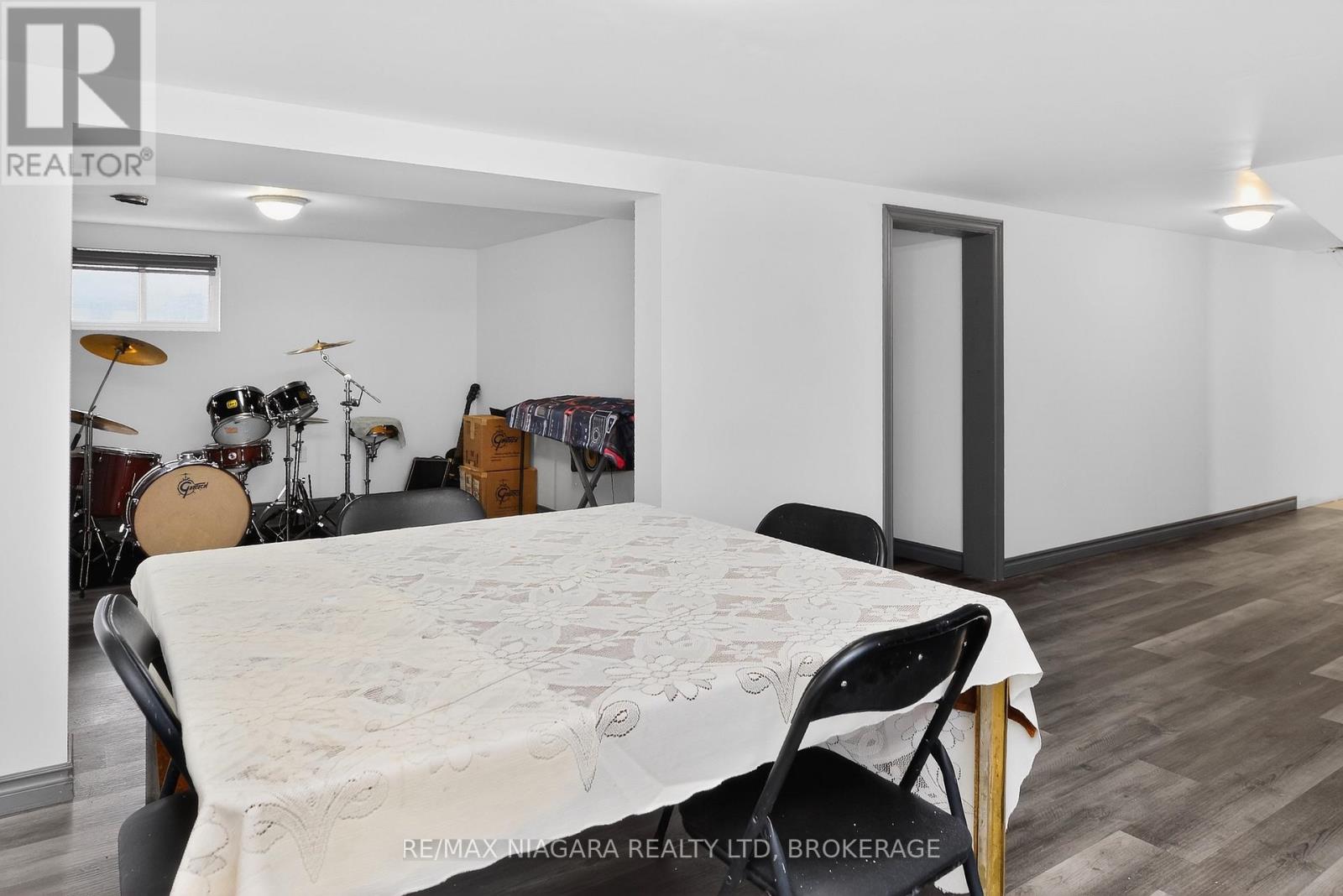 16 Cross Street, Port Colborne (Killaly East), Ontario  L3K 1K9 - Photo 24 - X12833546