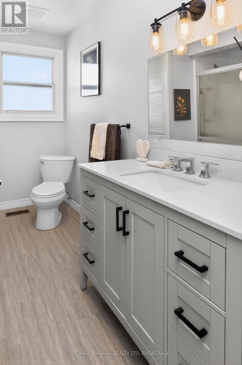 16 Cross Street, Port Colborne (Killaly East), Ontario  L3K 1K9 - Photo 17 - X12833546