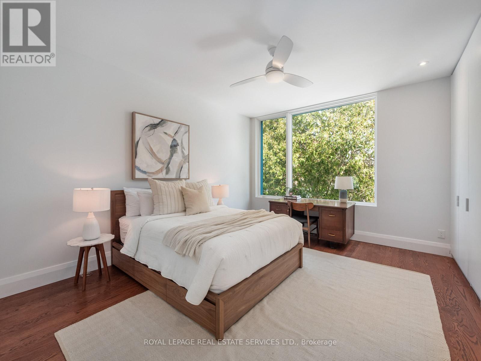 581 Beresford Avenue, Toronto, Ontario  M6S 3C2 - Photo 25 - W12833804