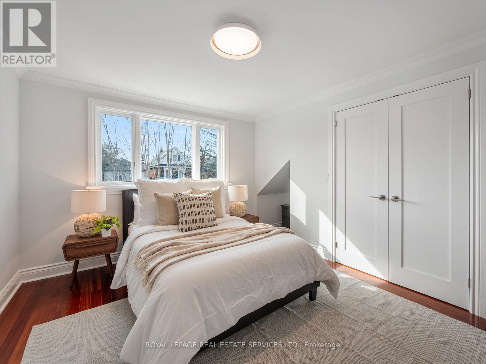 581 Beresford Avenue, Toronto, Ontario  M6S 3C2 - Photo 29 - W12833804