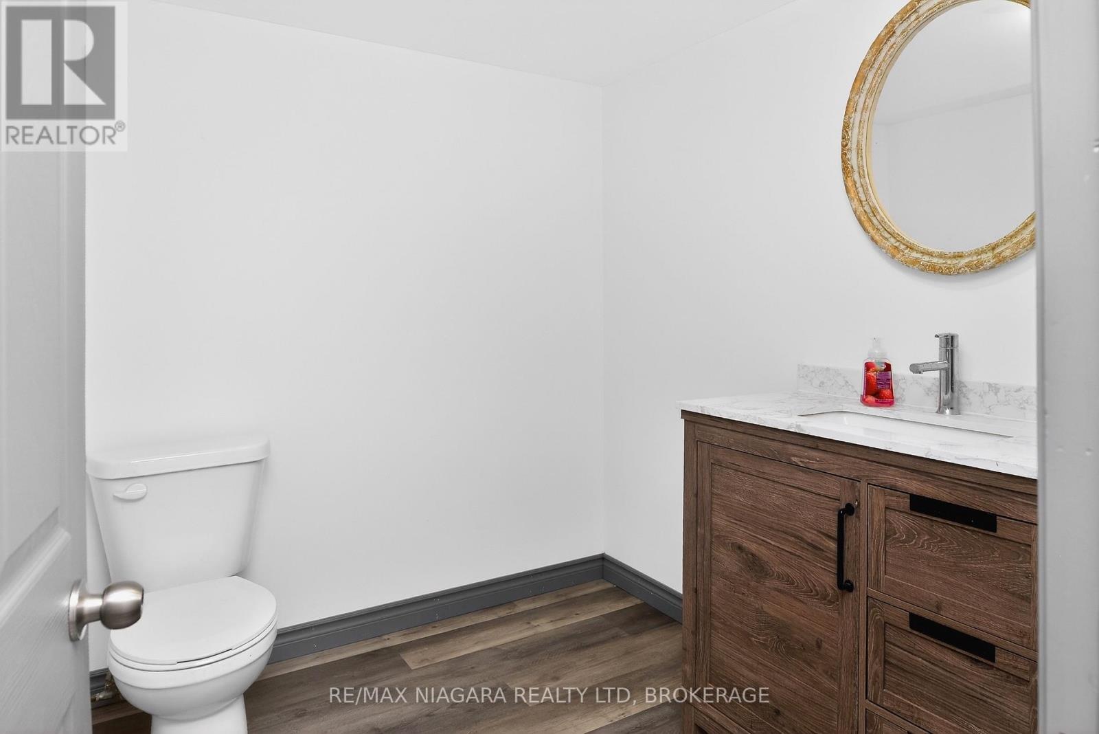 16 Cross Street, Port Colborne (Killaly East), Ontario  L3K 1K9 - Photo 28 - X12833546