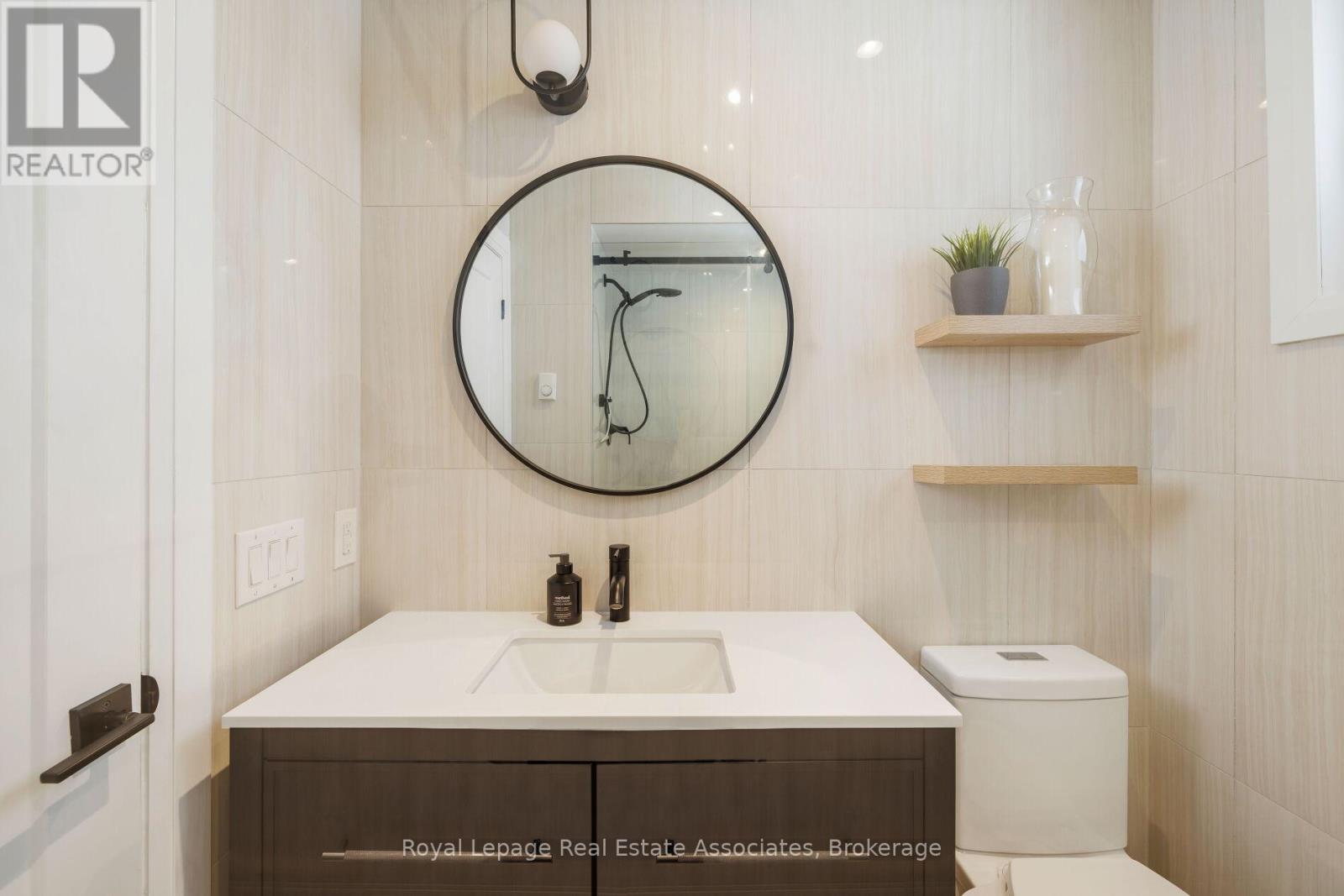 1898 Barsuda Drive, Mississauga, Ontario  L5J 1V5 - Photo 25 - W12833824