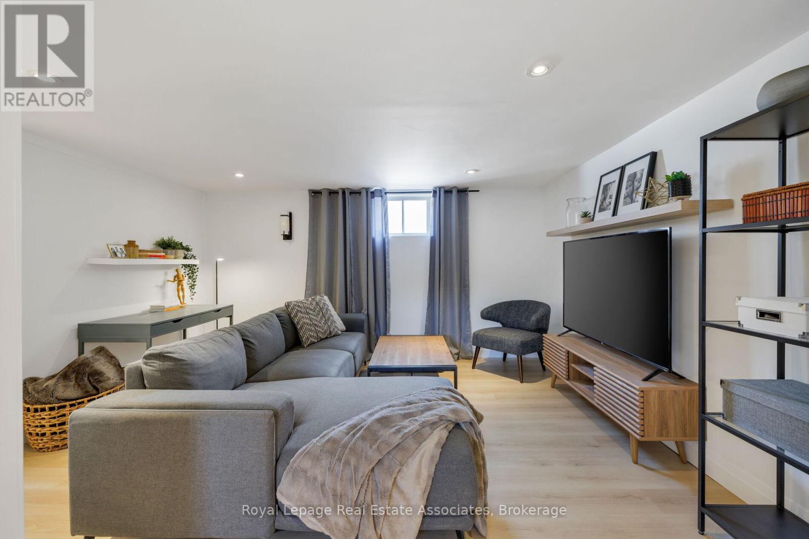 1898 Barsuda Drive, Mississauga, Ontario  L5J 1V5 - Photo 31 - W12833824