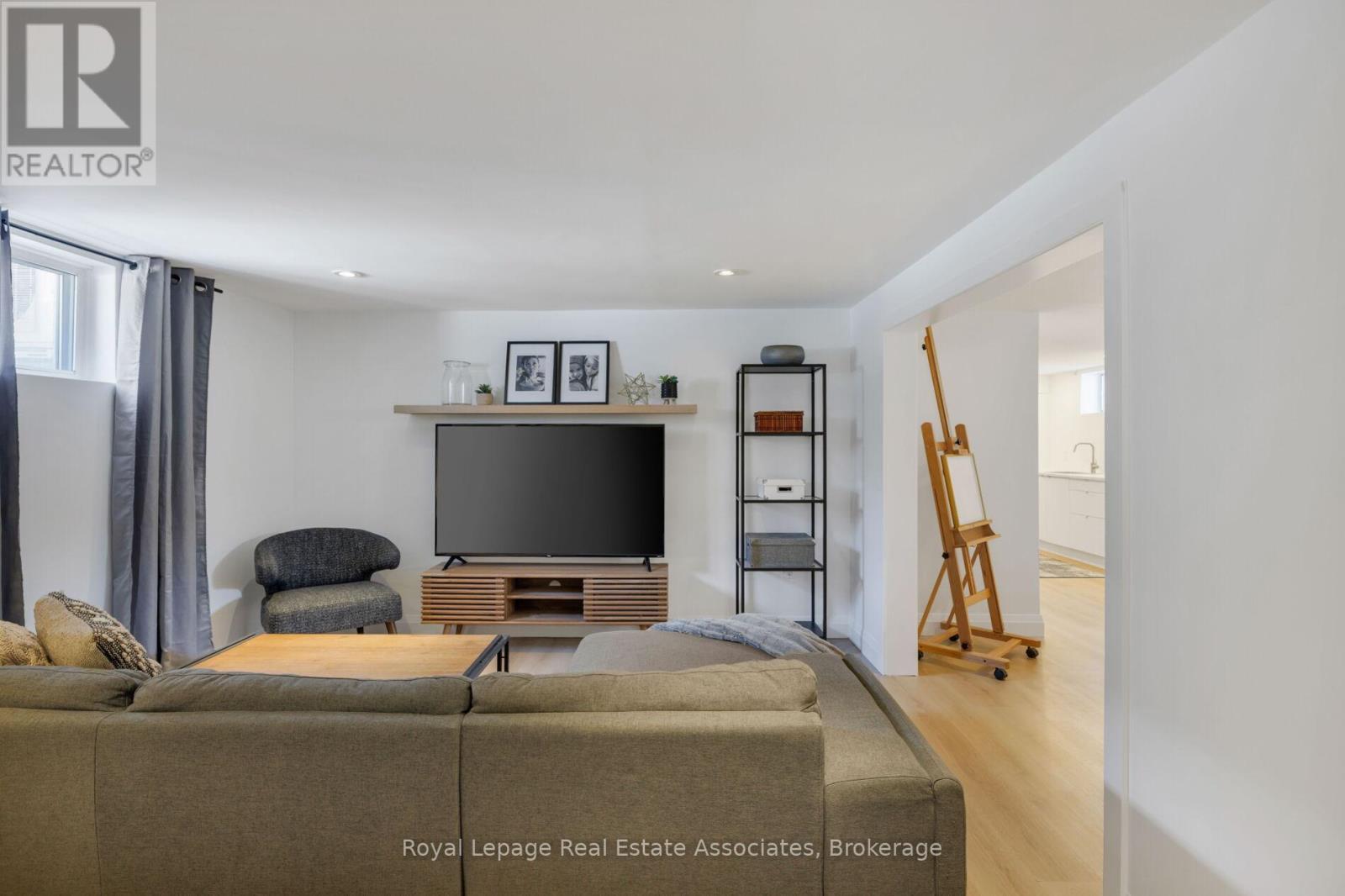 1898 Barsuda Drive, Mississauga, Ontario  L5J 1V5 - Photo 33 - W12833824