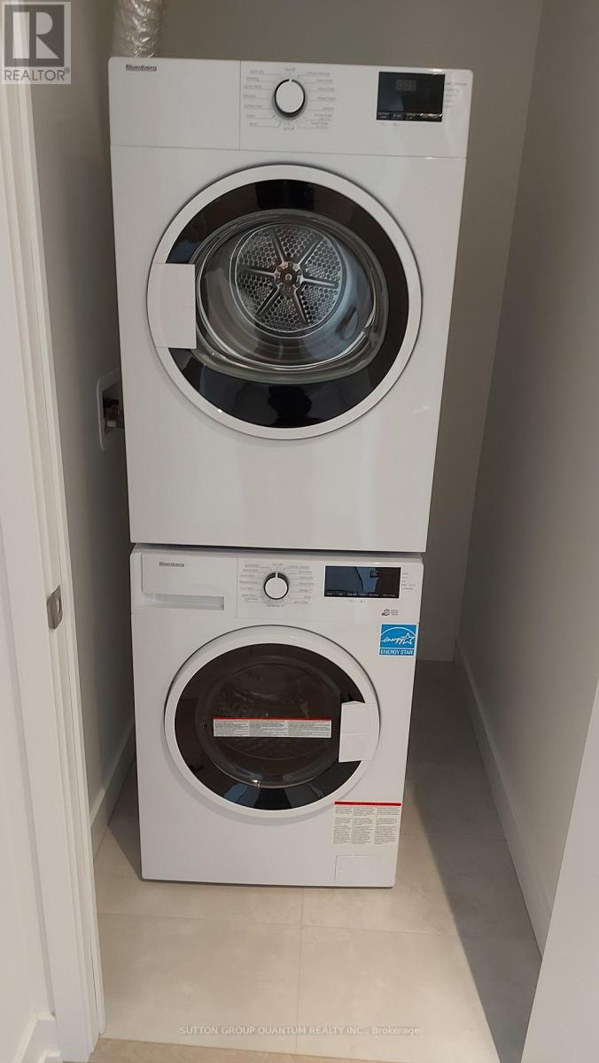 2607 - 448 Burnhamthorpe Road W, Mississauga, Ontario  L5B 0R4 - Photo 10 - W12833838