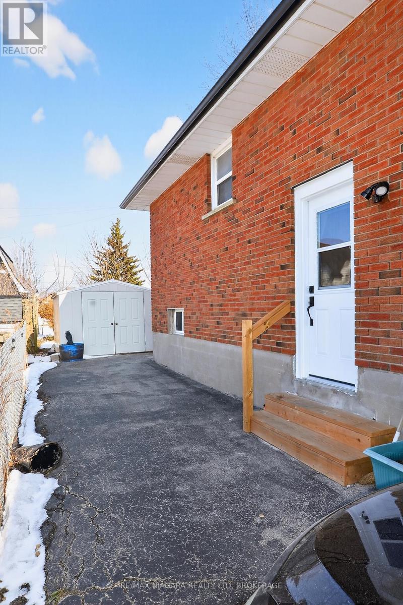 16 Cross Street, Port Colborne (Killaly East), Ontario  L3K 1K9 - Photo 31 - X12833546