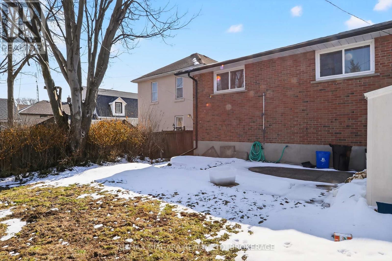 16 Cross Street, Port Colborne (Killaly East), Ontario  L3K 1K9 - Photo 35 - X12833546