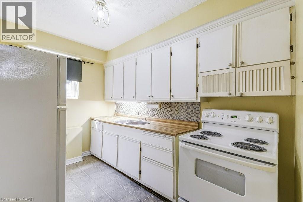 2418 New Street Unit# 1, Burlington, Ontario  L7R 1J6 - Photo 11 - 40807467