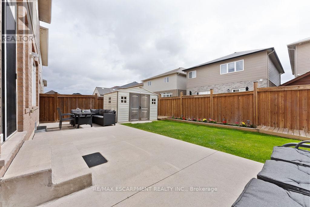 67 Bellroyal Crescent, Hamilton, Ontario  L8J 0E7 - Photo 40 - X12833520