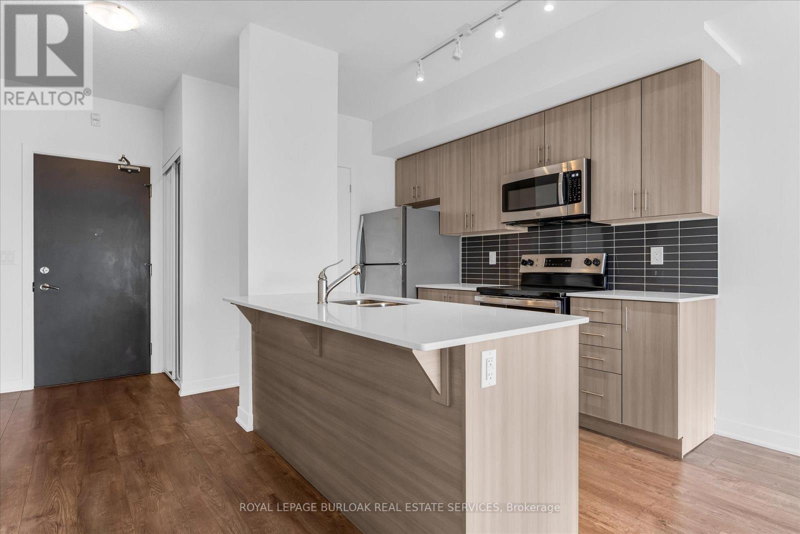 612 - 550 North Service Road N, Grimsby, Ontario  L3M 4E8 - Photo 10 - X12833572