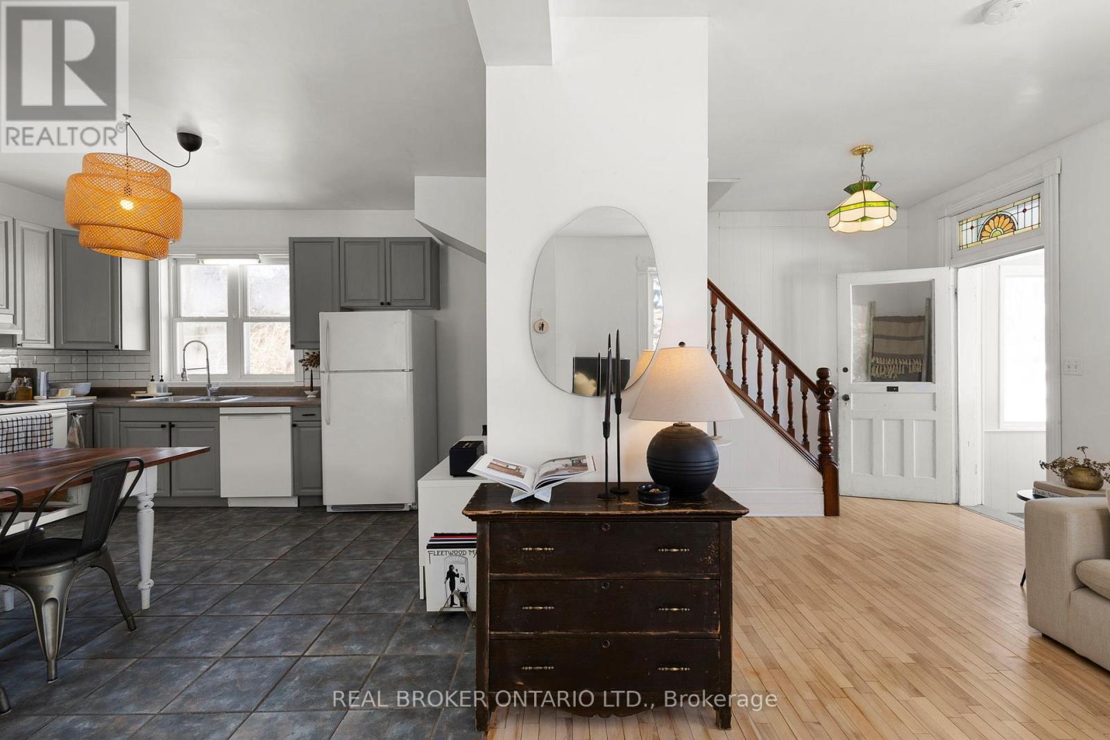 25 Maddison Street W, West Perth, Ontario  N0K 1P0 - Photo 9 - X12833742