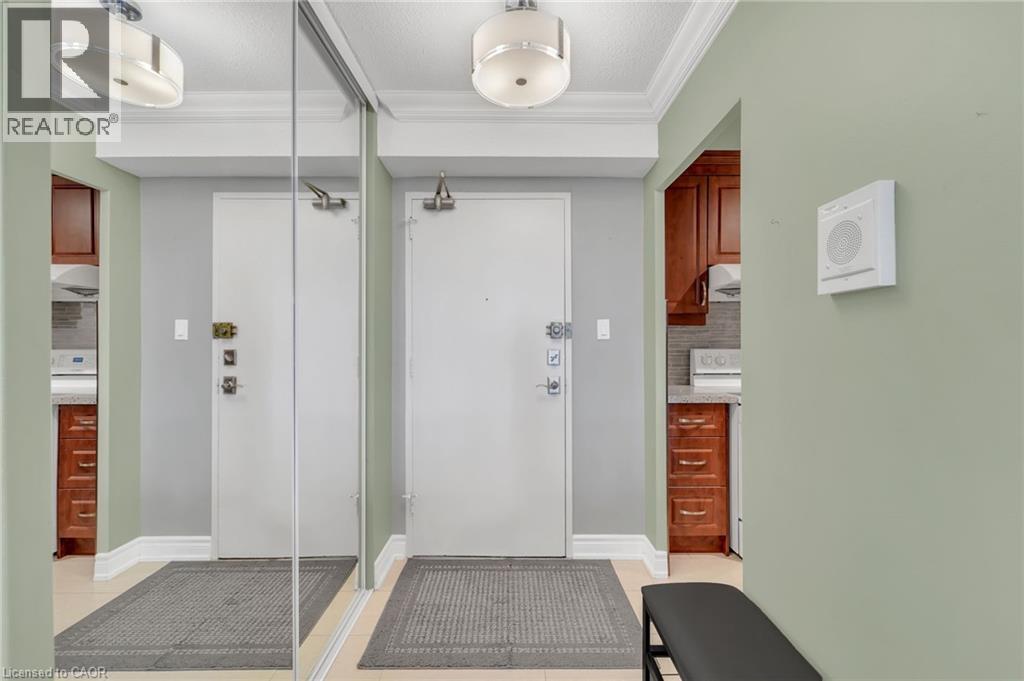 362 The East Mall Unit# 806, Etobicoke, Ontario  M9B 6C4 - Photo 4 - 40797760