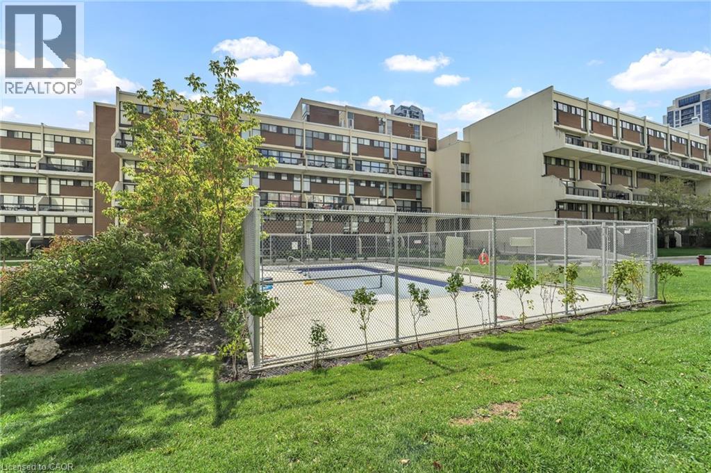 362 The East Mall Unit# 806, Etobicoke, Ontario  M9B 6C4 - Photo 40 - 40797760