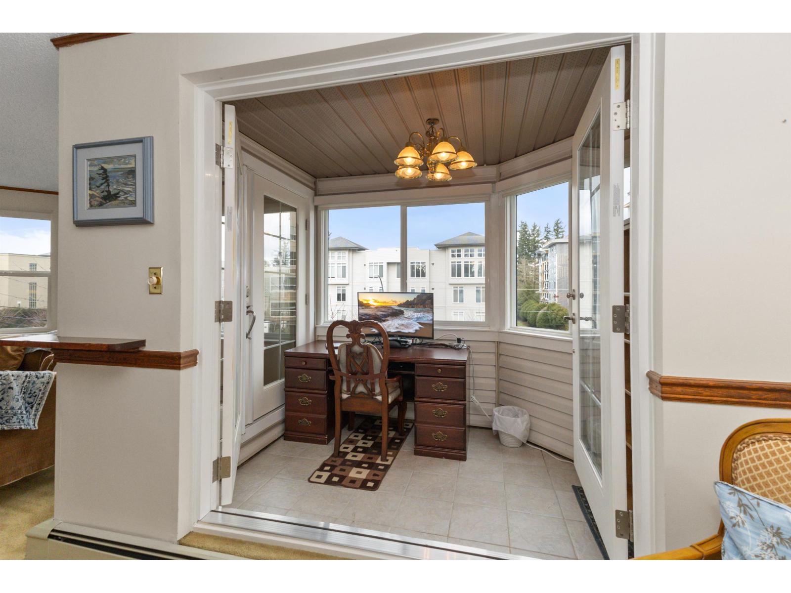 302 32098 George Ferguson Way, Abbotsford, British Columbia  V2T 2K6 - Photo 6 - R3092036