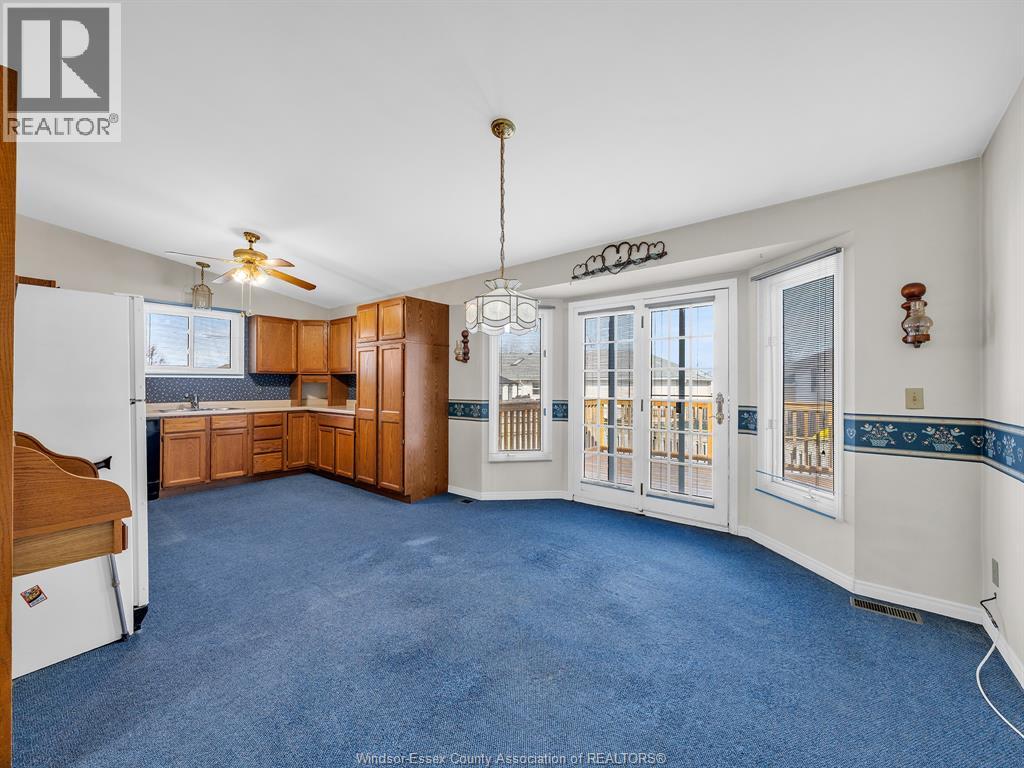 1632 Elmwood, Lakeshore, Ontario N0R 1A0 - Photo 10 - 26004300