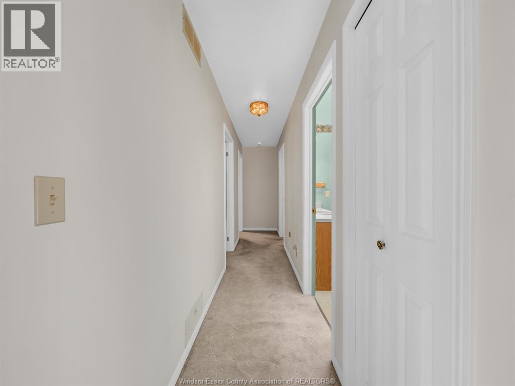 1632 Elmwood, Lakeshore, Ontario N0R 1A0 - Photo 18 - 26004300