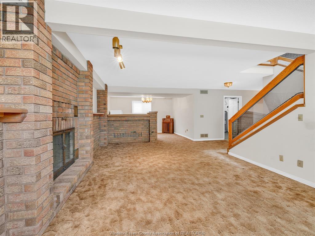 1632 Elmwood, Lakeshore, Ontario N0R 1A0 - Photo 29 - 26004300