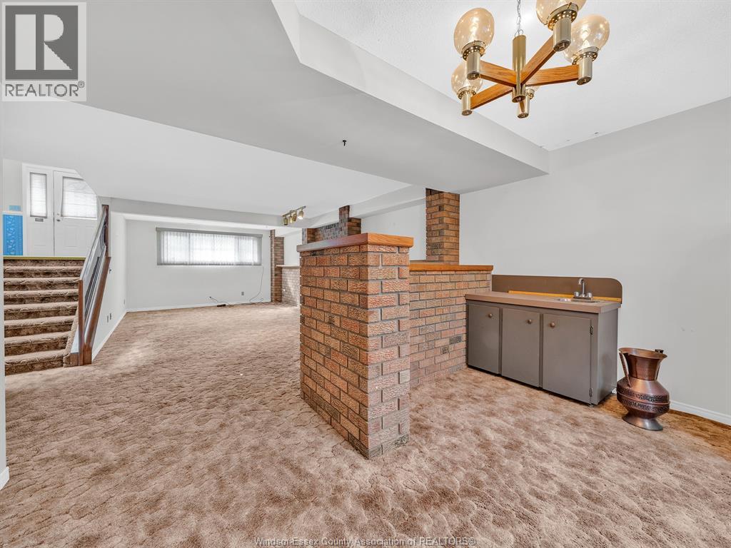 1632 Elmwood, Lakeshore, Ontario N0R 1A0 - Photo 32 - 26004300