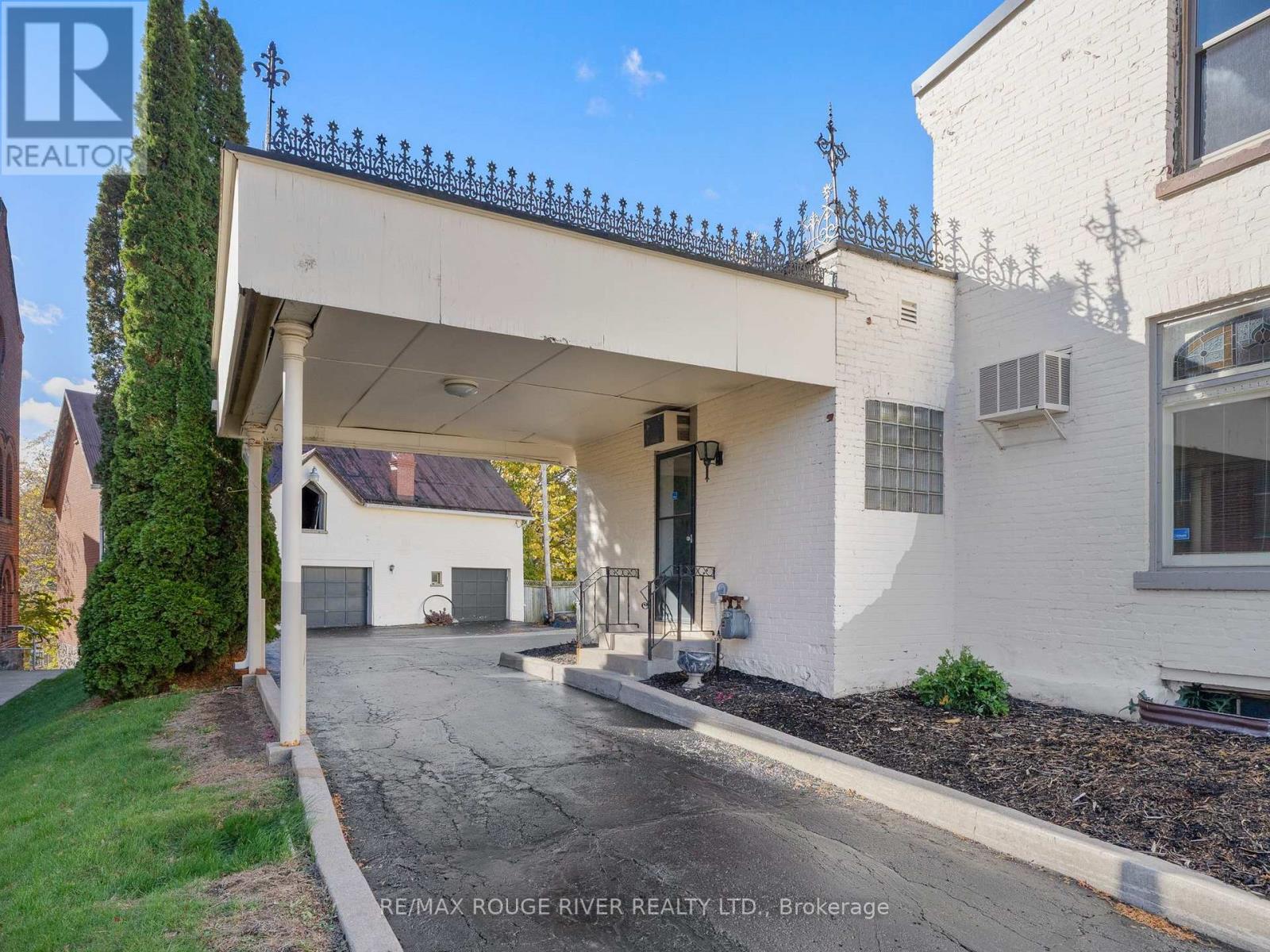 135 Walton Street, Port Hope, Ontario  L1A 1N4 - Photo 4 - X12772960