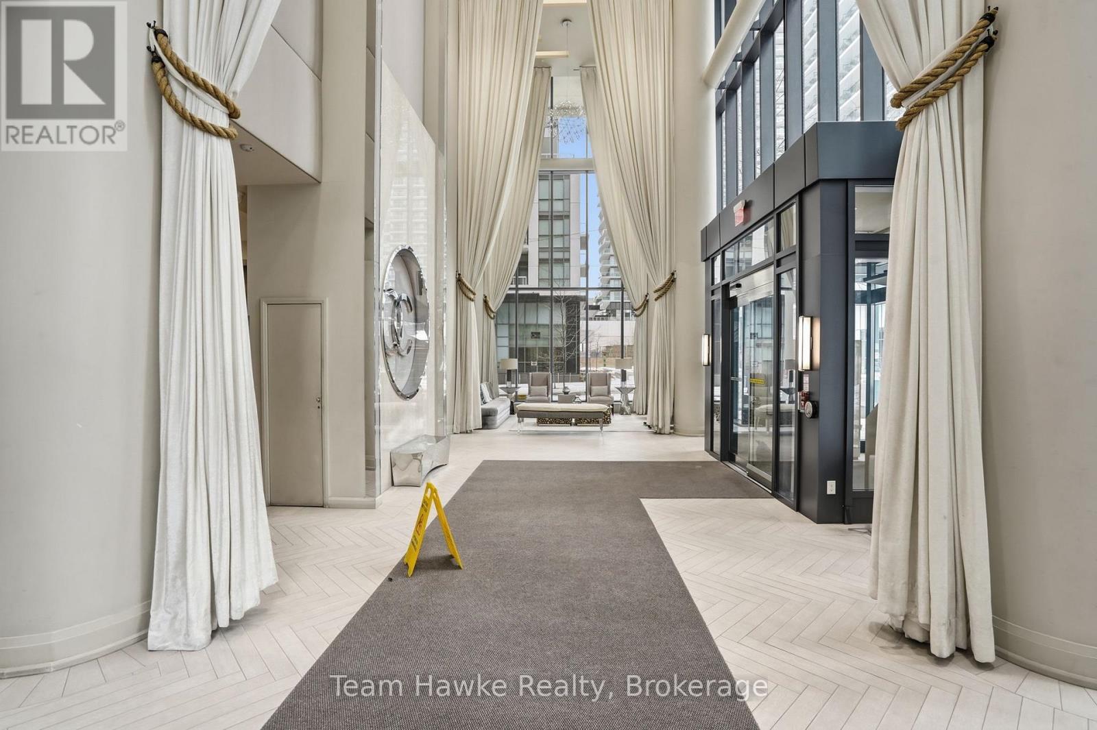 2206 - 59 Annie Craig Drive, Toronto, Ontario  M8V 0C4 - Photo 4 - W12833938