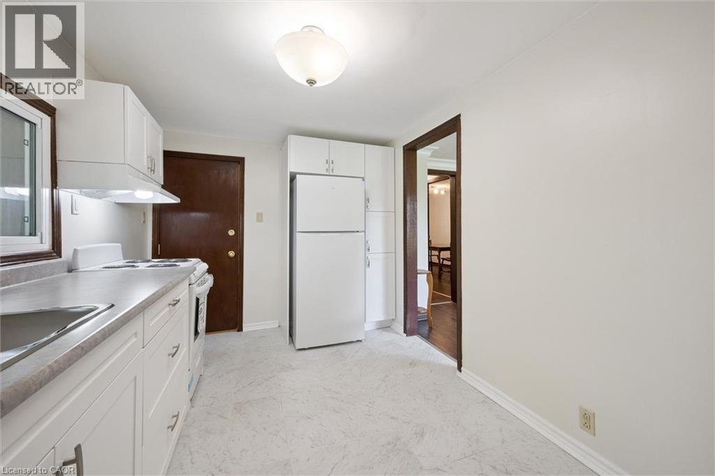 321 Vine Street, Cambridge, Ontario  N3H 2Y5 - Photo 5 - 40808468