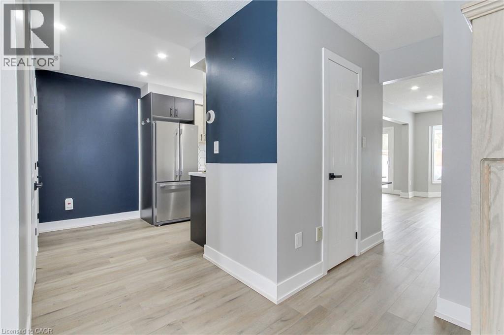 165 Kozlov Street Unit# 50, Barrie, Ontario  L4N 7M7 - Photo 10 - 40808311