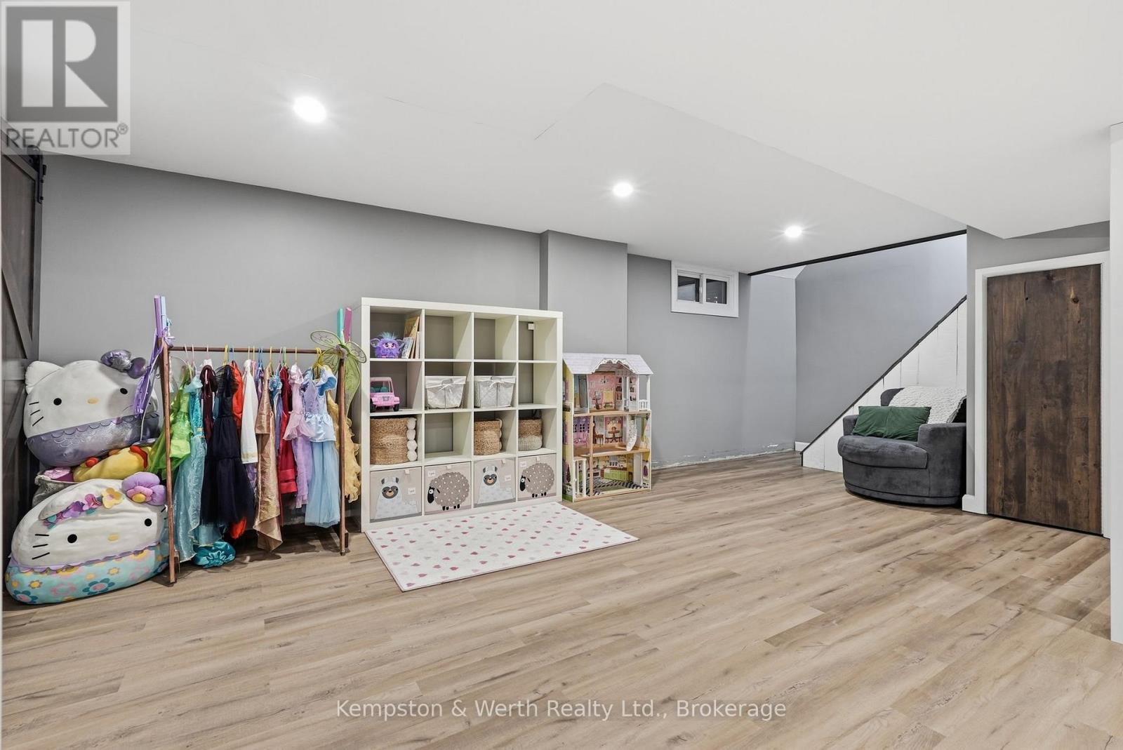 727 Palace Street E, North Perth, Ontario  N4W 2R8 - Photo 26 - X12833914