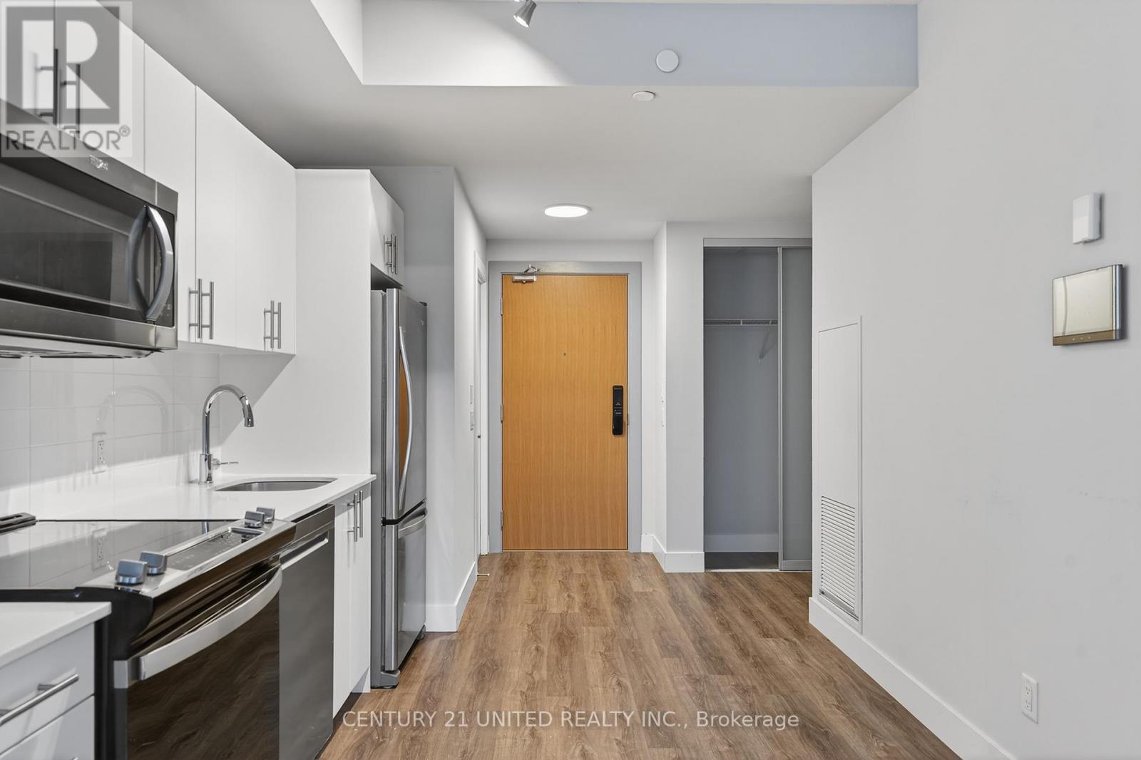 313 - 80 Bond Street E, Oshawa (O'neill), Ontario  L1G 0E6 - Photo 3 - E12834028