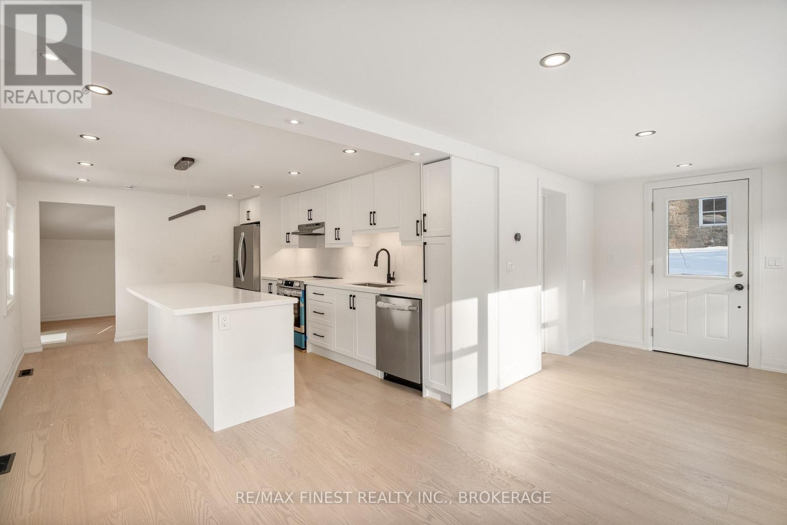 6804 6th Concession Road, Elizabethtown-Kitley, Ontario  K6V 5T5 - Photo 4 - X12833958