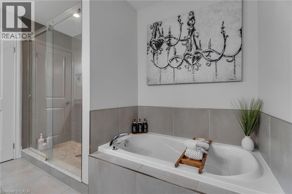 958 Beach Boulevard, Hamilton, Ontario  L8H 6Z4 - Photo 27 - 40802548