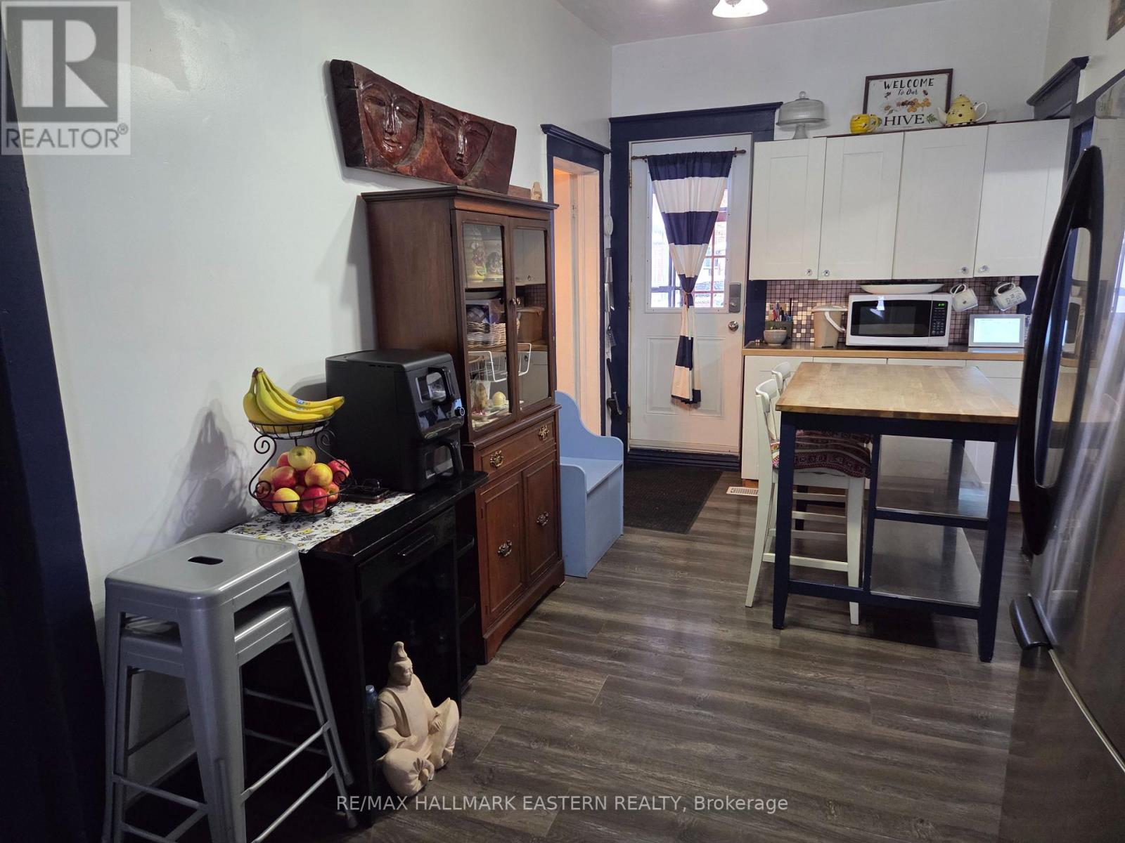 870 George Street N, Peterborough, Ontario  K9H 3T7 - Photo 4 - X12834094