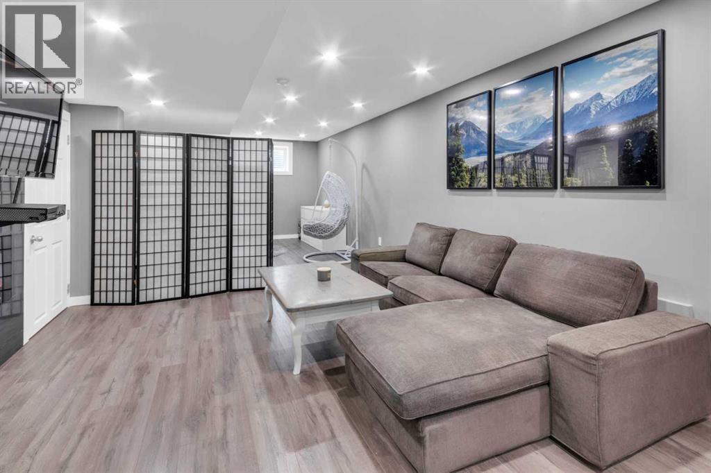 594 Hillcrest Road Sw, Airdrie, Alberta T4B 4C8 - Photo 22 - A2286426