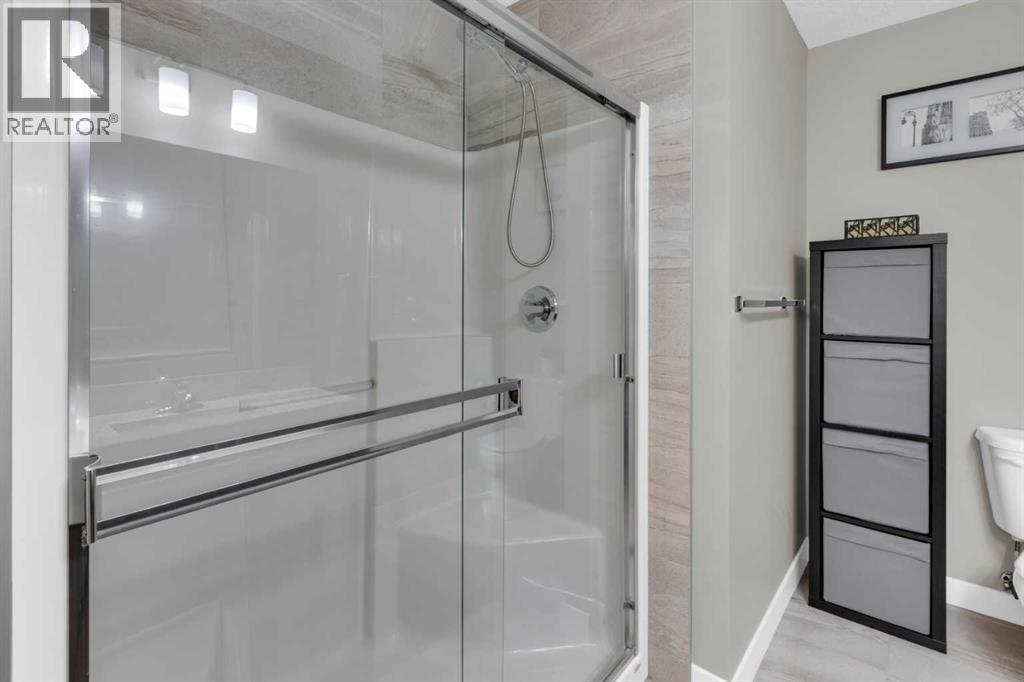 594 Hillcrest Road Sw, Airdrie, Alberta T4B 4C8 - Photo 16 - A2286426