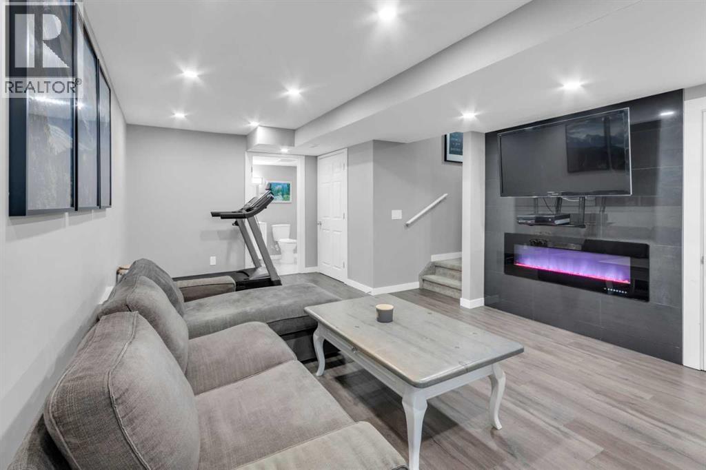 594 Hillcrest Road Sw, Airdrie, Alberta T4B 4C8 - Photo 23 - A2286426