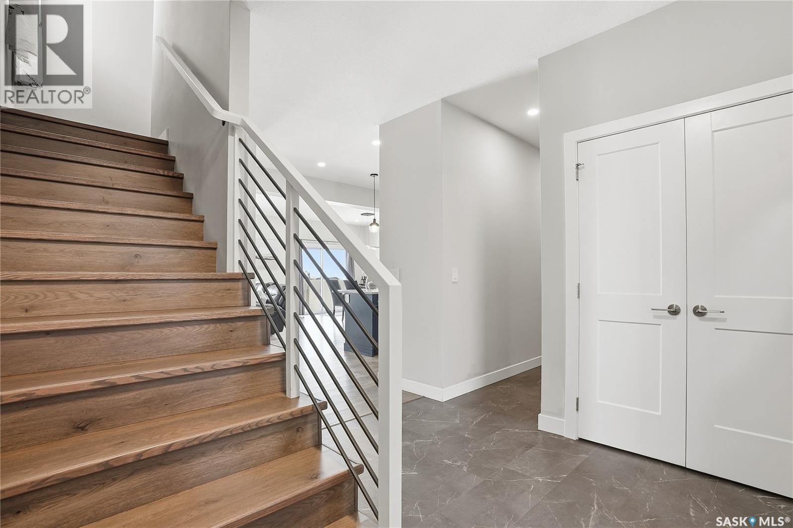 406 Prairie View Drive, Dundurn, Saskatchewan  S0K 1K1 - Photo 3 - SK029469