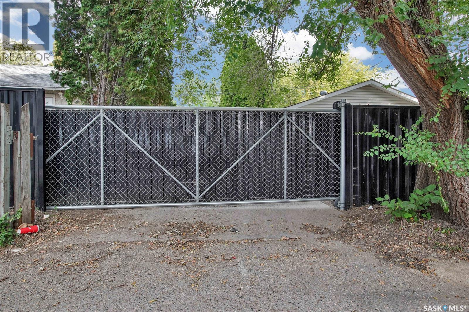 226 N Avenue S, Saskatoon, Saskatchewan  S7M 2M9 - Photo 17 - SK029468