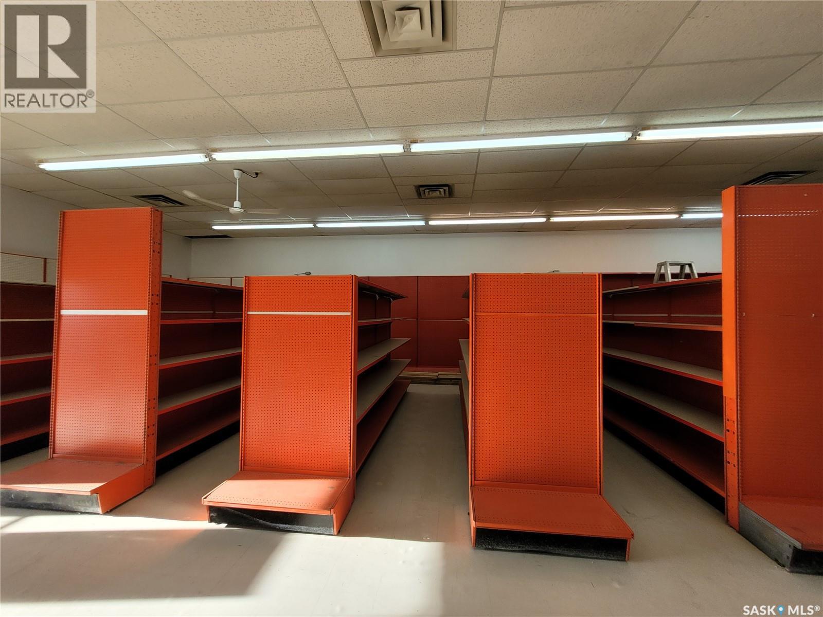 41 Main Street, Lanigan, Saskatchewan  S0K 2M0 - Photo 3 - SK029464