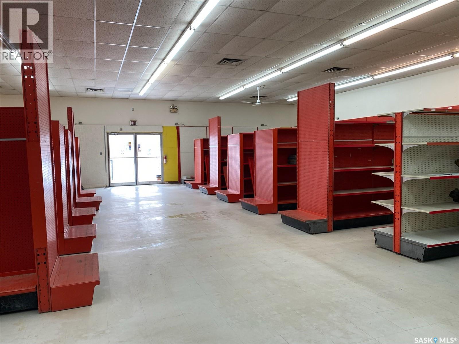 41 Main Street, Lanigan, Saskatchewan  S0K 2M0 - Photo 5 - SK029464