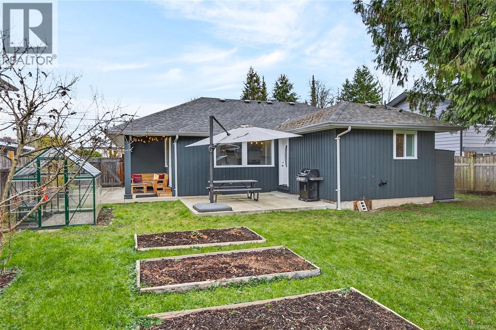 1065 Willemar Ave, Courtenay, British Columbia  V9N 3M1 - Photo 44 - 1025636