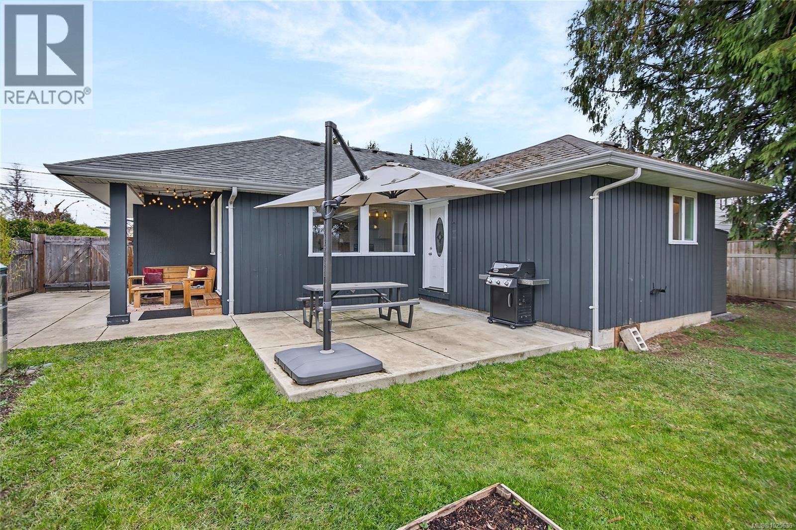 1065 Willemar Ave, Courtenay, British Columbia  V9N 3M1 - Photo 45 - 1025636