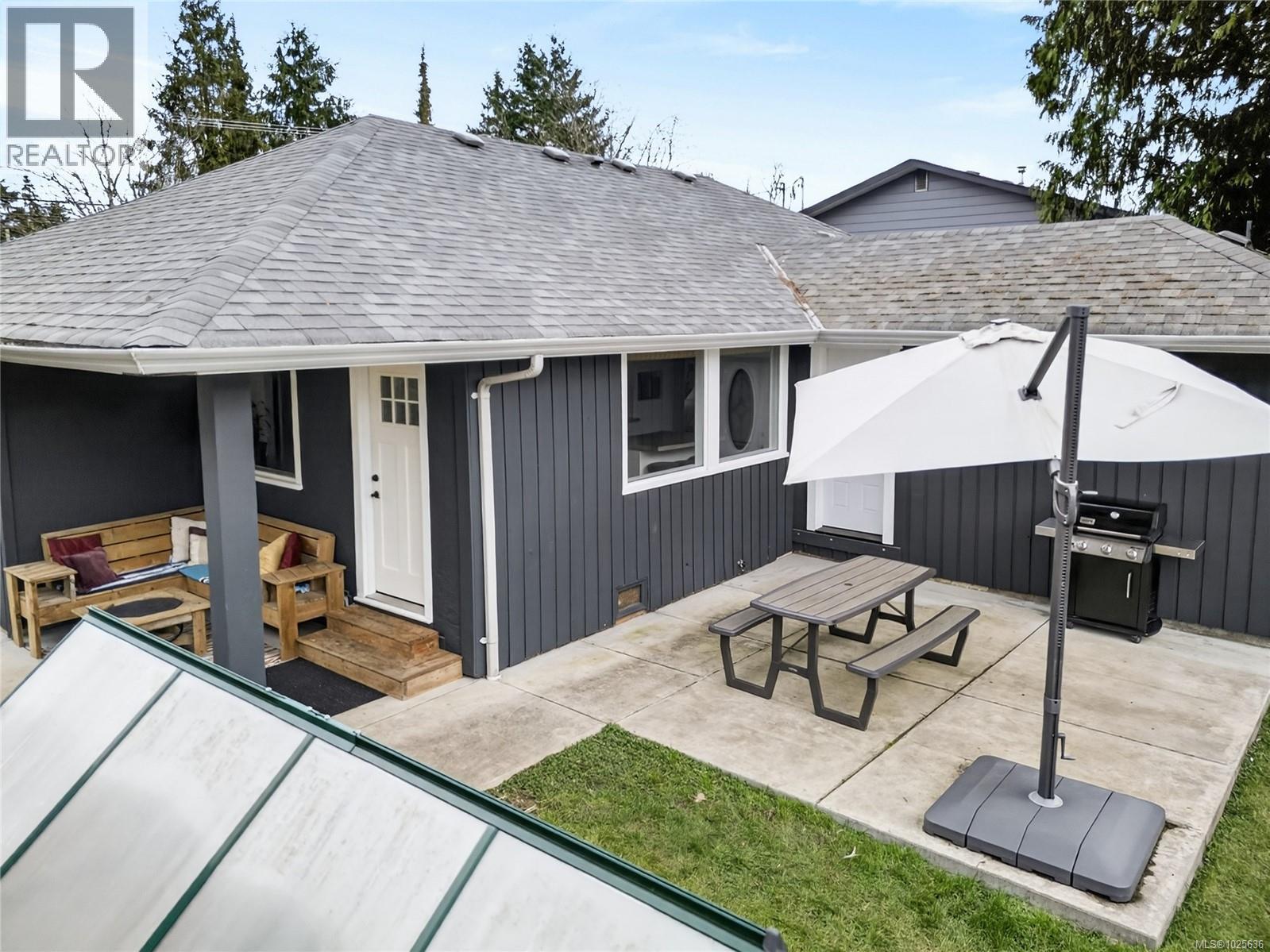 1065 Willemar Ave, Courtenay, British Columbia  V9N 3M1 - Photo 63 - 1025636