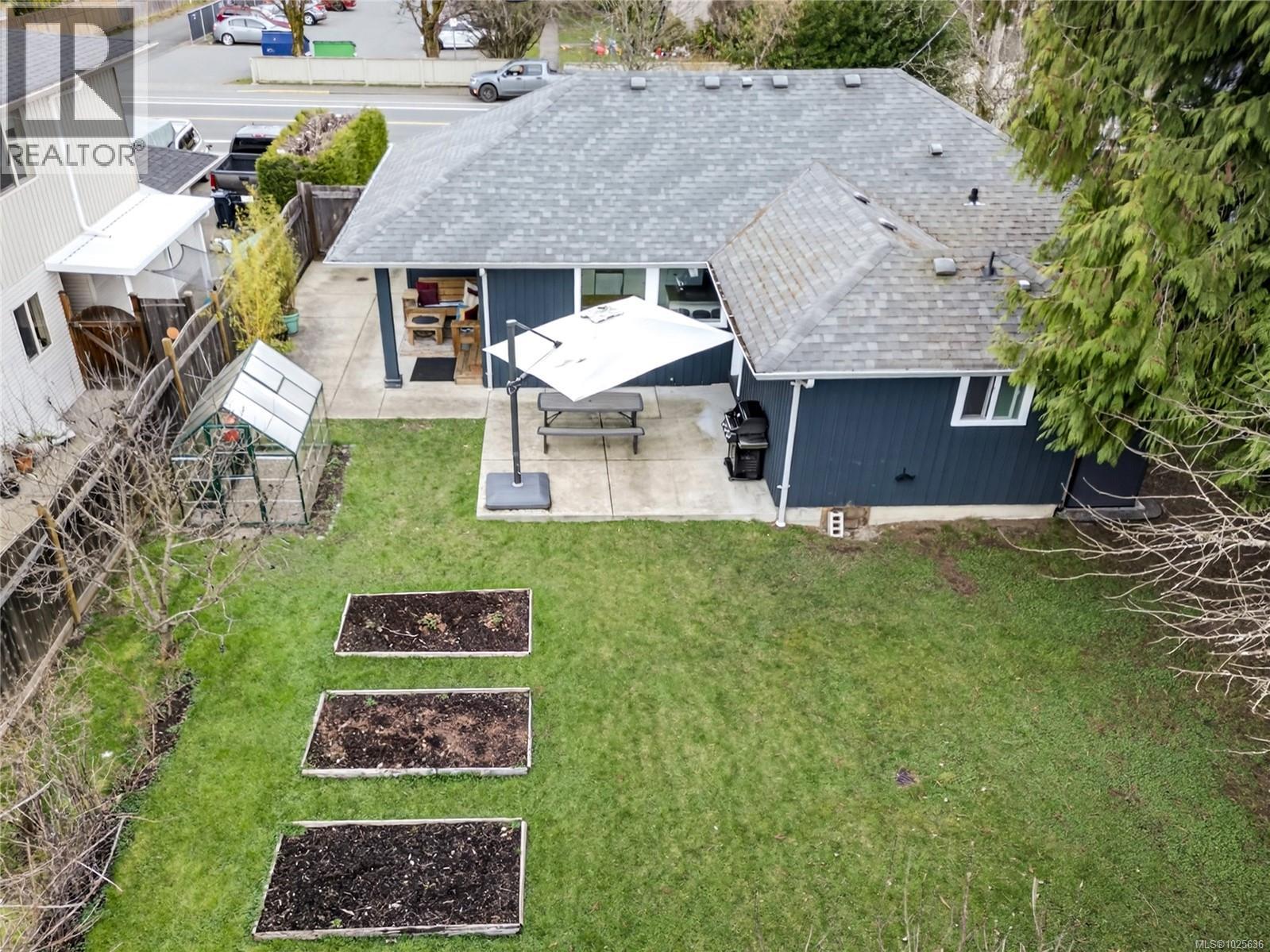 1065 Willemar Ave, Courtenay, British Columbia  V9N 3M1 - Photo 9 - 1025636
