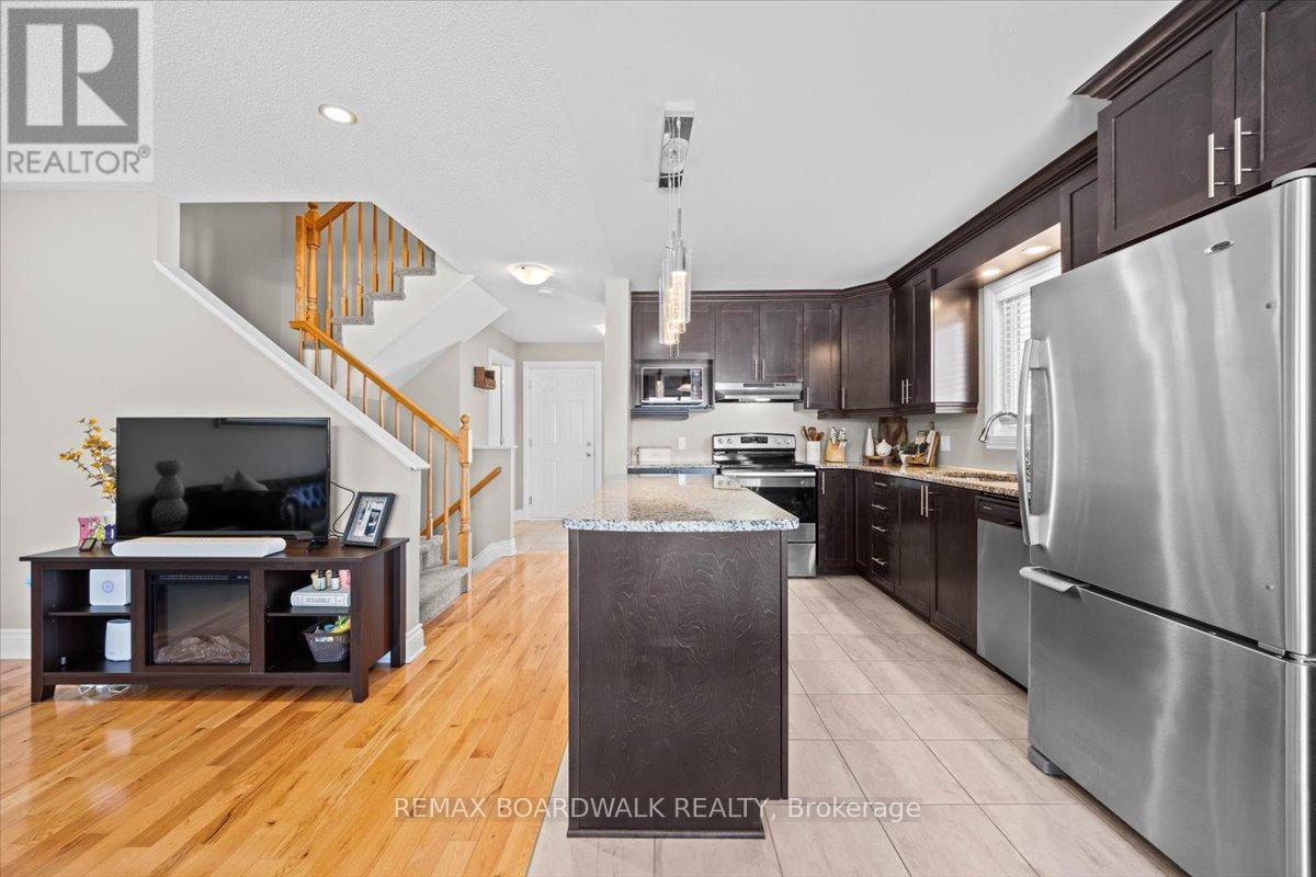 2424 Marble Crescent, Clarence-Rockland, Ontario  K4K 1P6 - Photo 12 - X12833904