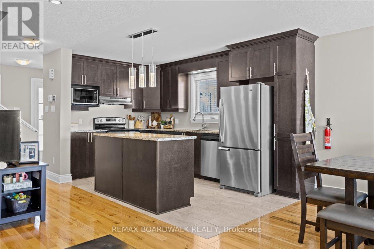 2424 Marble Crescent, Clarence-Rockland, Ontario  K4K 1P6 - Photo 24 - X12833904