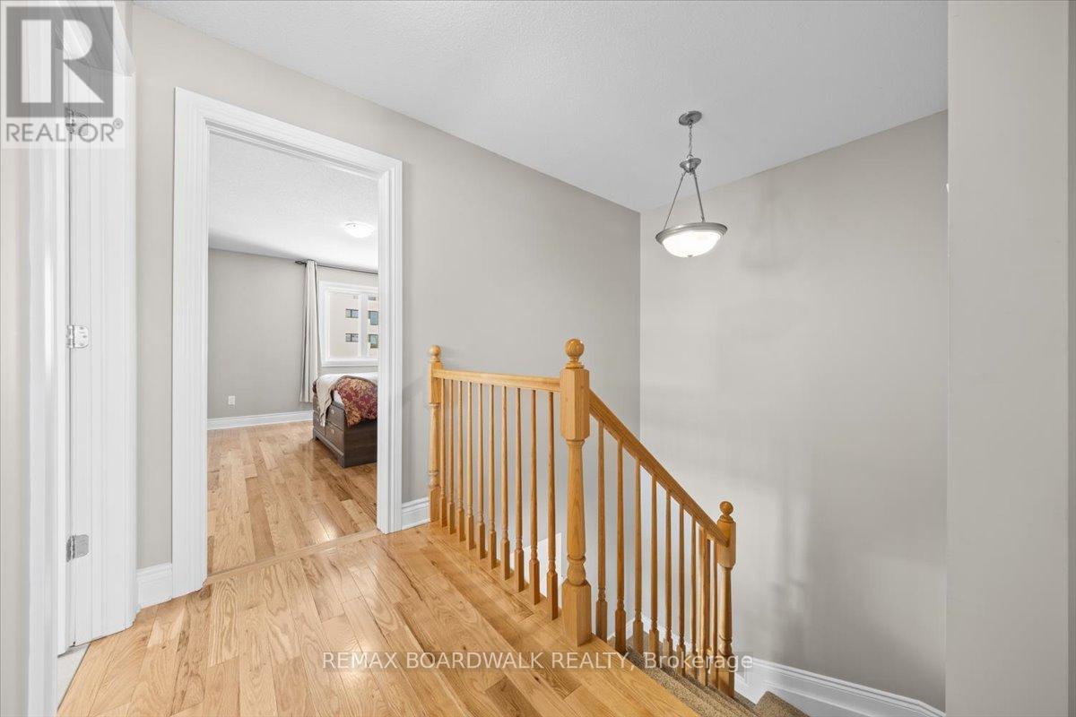 2424 Marble Crescent, Clarence-Rockland, Ontario  K4K 1P6 - Photo 26 - X12833904