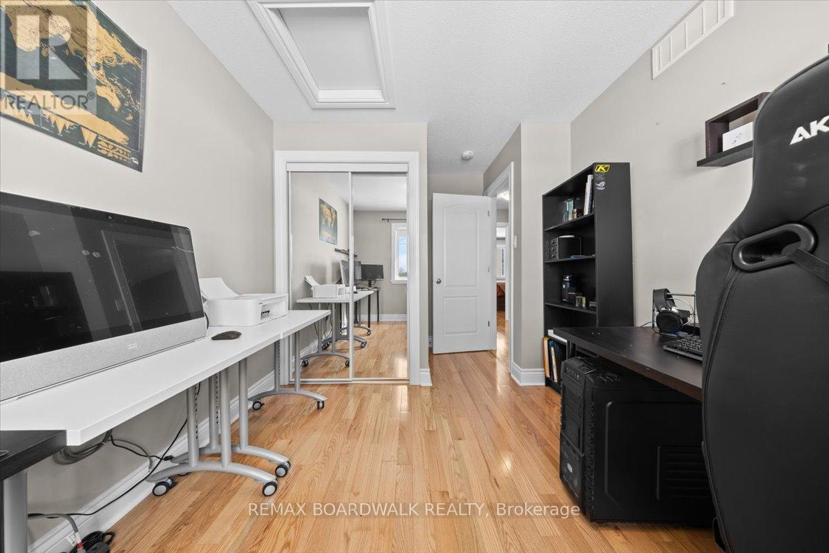 2424 Marble Crescent, Clarence-Rockland, Ontario  K4K 1P6 - Photo 38 - X12833904