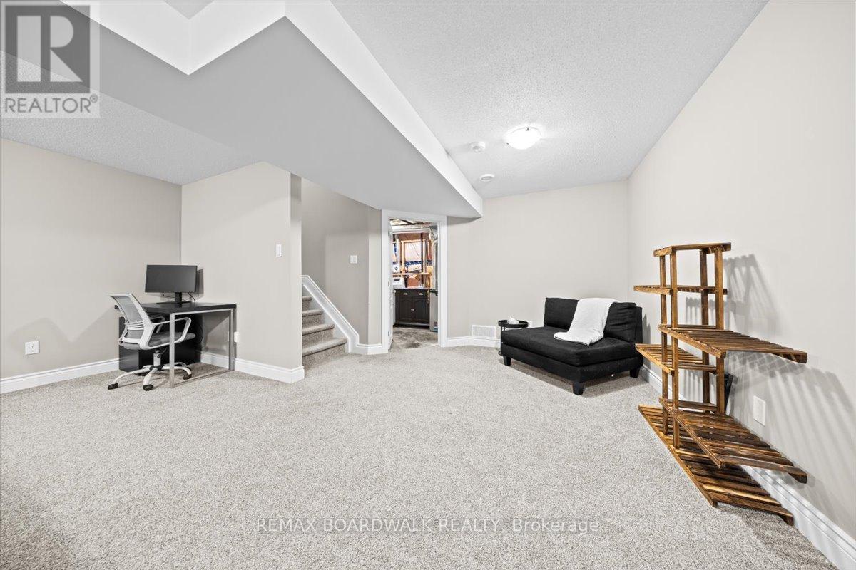 2424 Marble Crescent, Clarence-Rockland, Ontario  K4K 1P6 - Photo 42 - X12833904