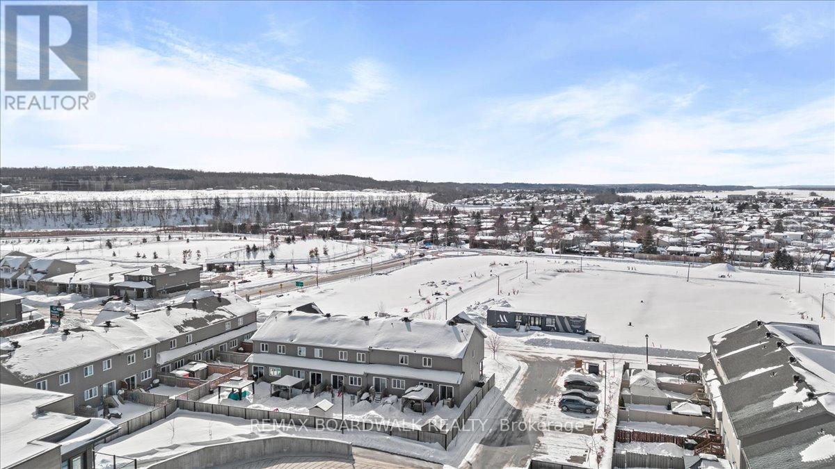 2424 Marble Crescent, Clarence-Rockland, Ontario  K4K 1P6 - Photo 49 - X12833904